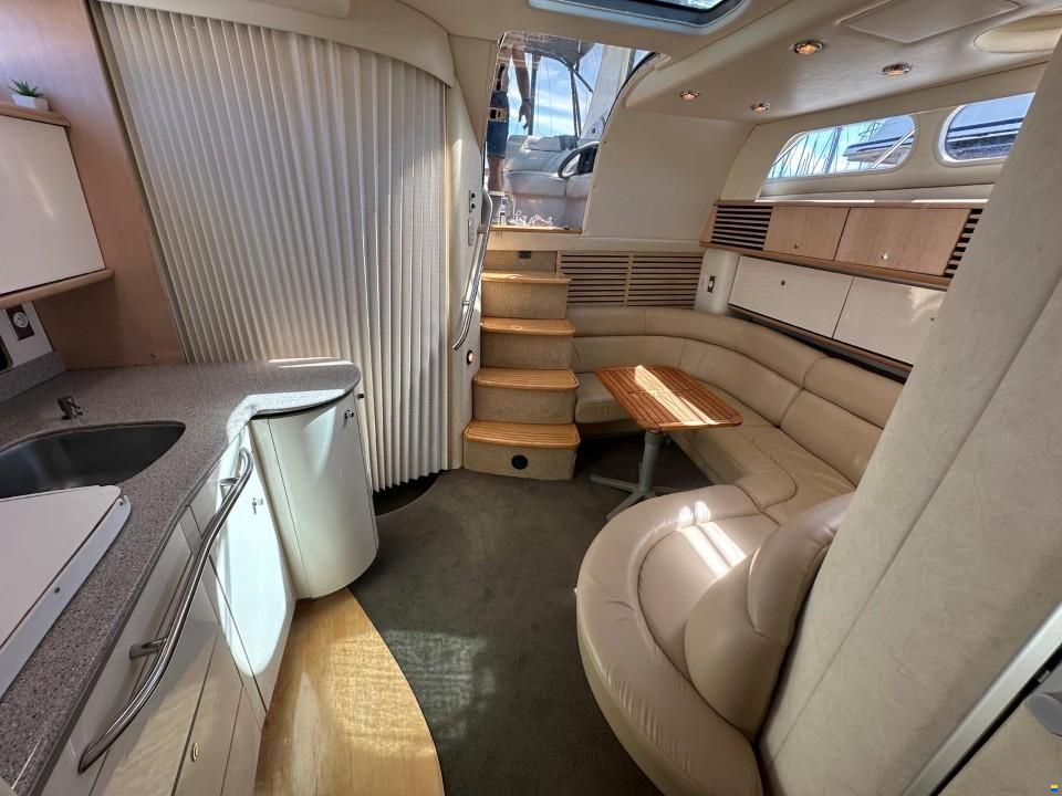 Bayliner 4085 Avanti