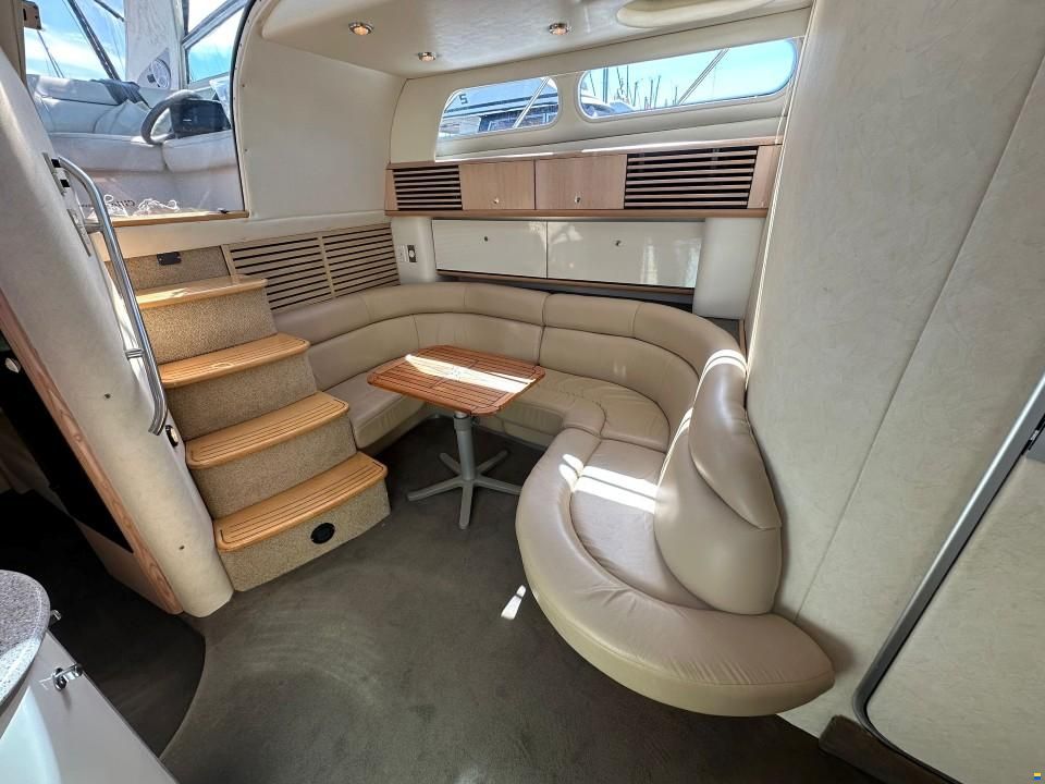 Bayliner 4085 Avanti