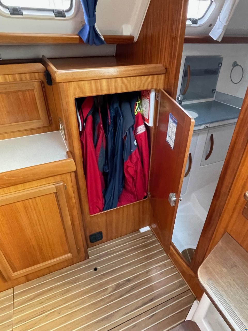 Dufour 36 Classic
