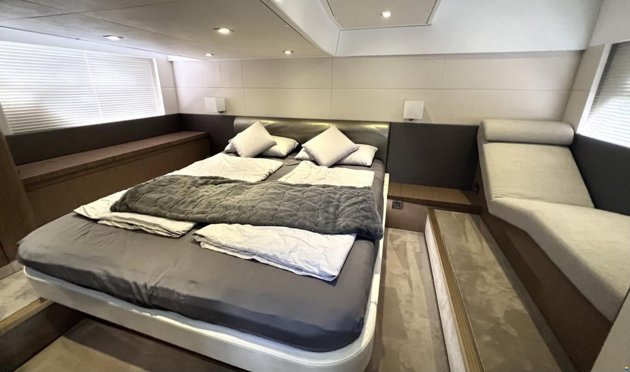 Beneteau GT 49