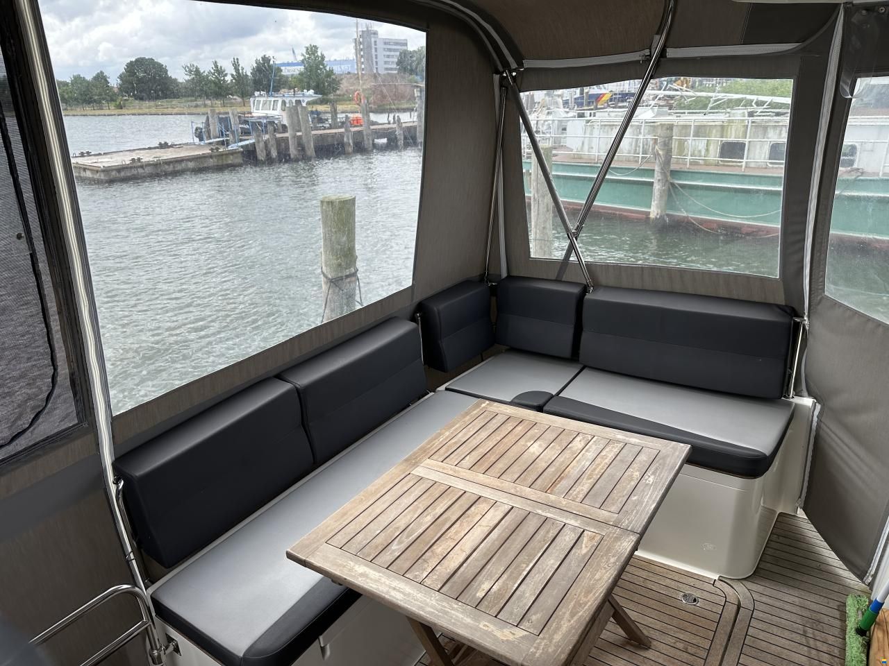 Delphia Soley 1100 Escape