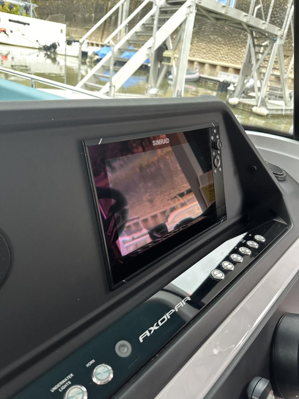 Axopar 28 Cabin - Wetbar