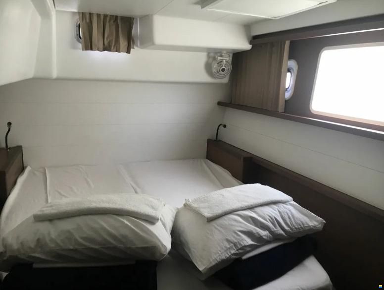 Lagoon 450 F