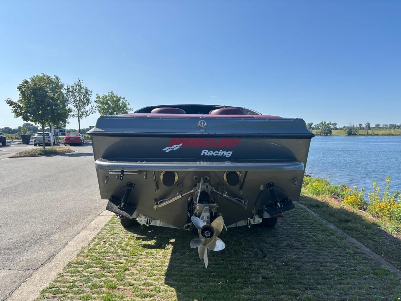 Baja Outlaw 24 ft