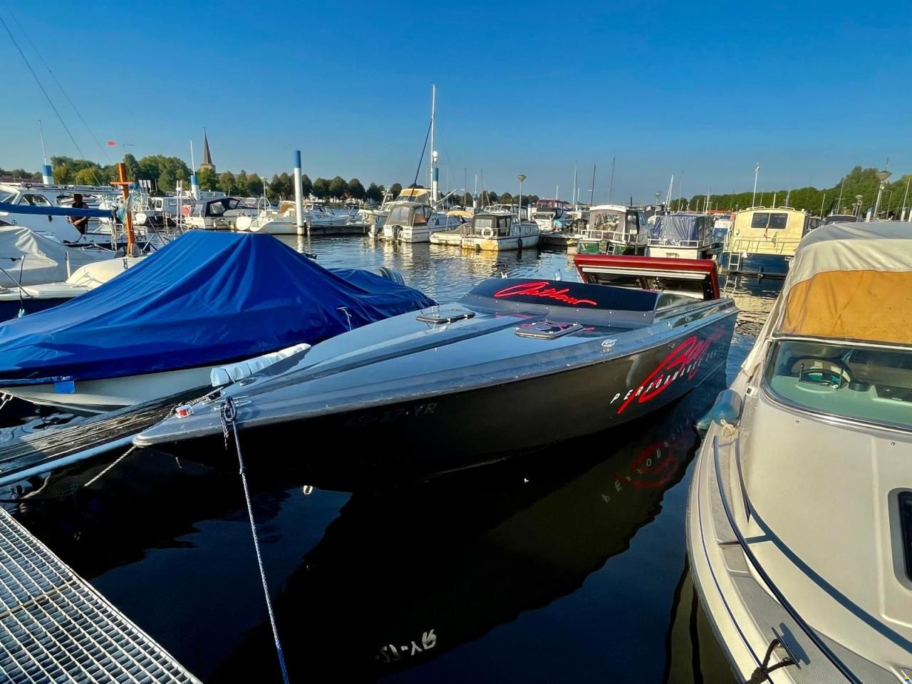 Baja Outlaw 24 ft