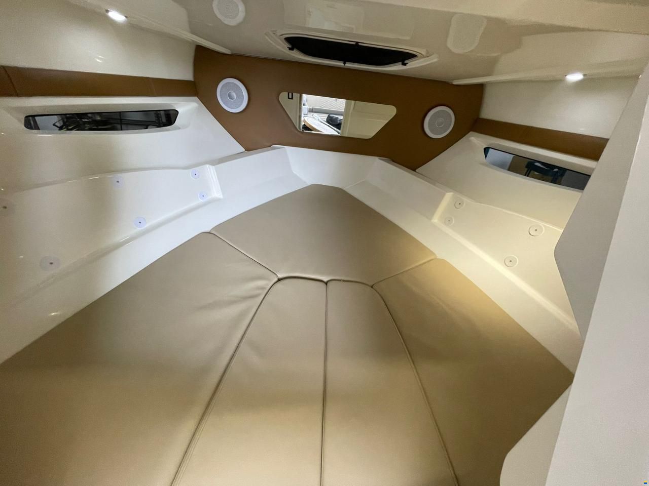 Sea Ray Sun Sport 230 Limited Edition