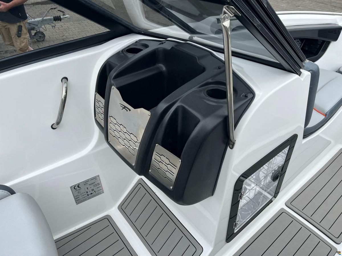 Fibrafort 212 Bowrider