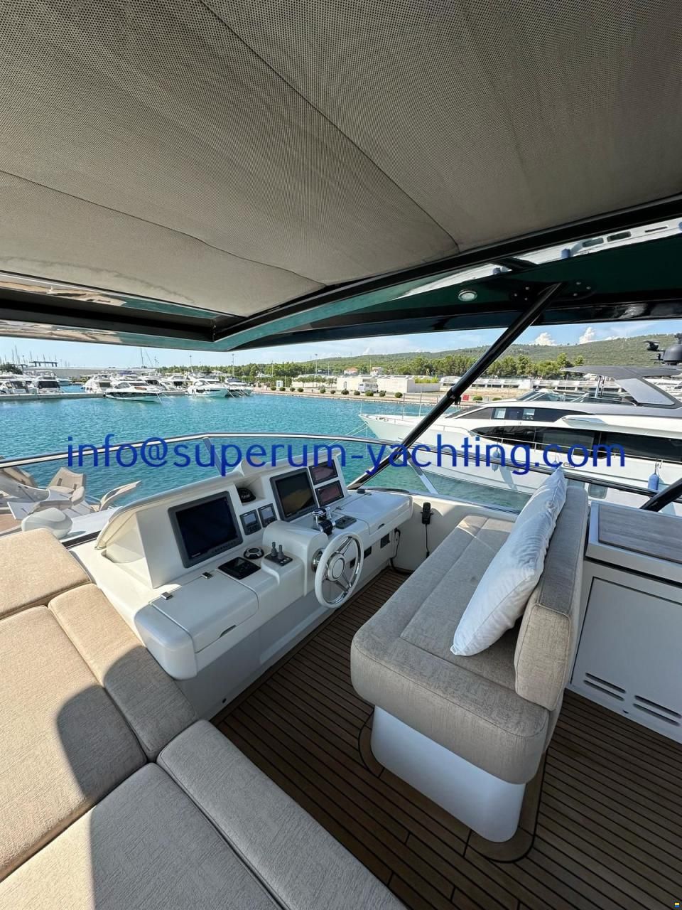 Monte Carlo Yachts 76