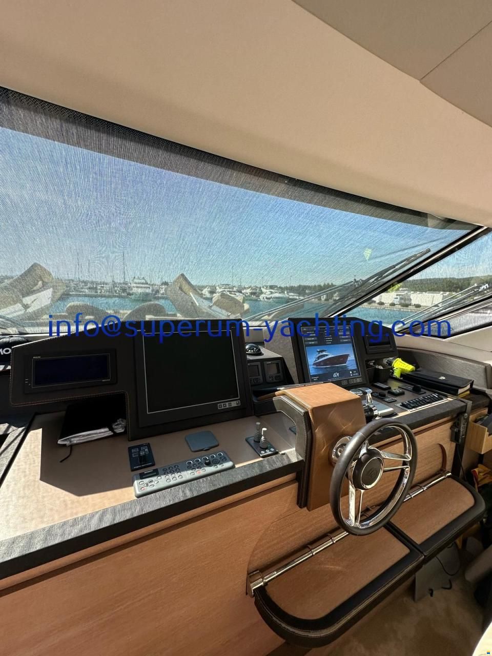 Monte Carlo Yachts 76