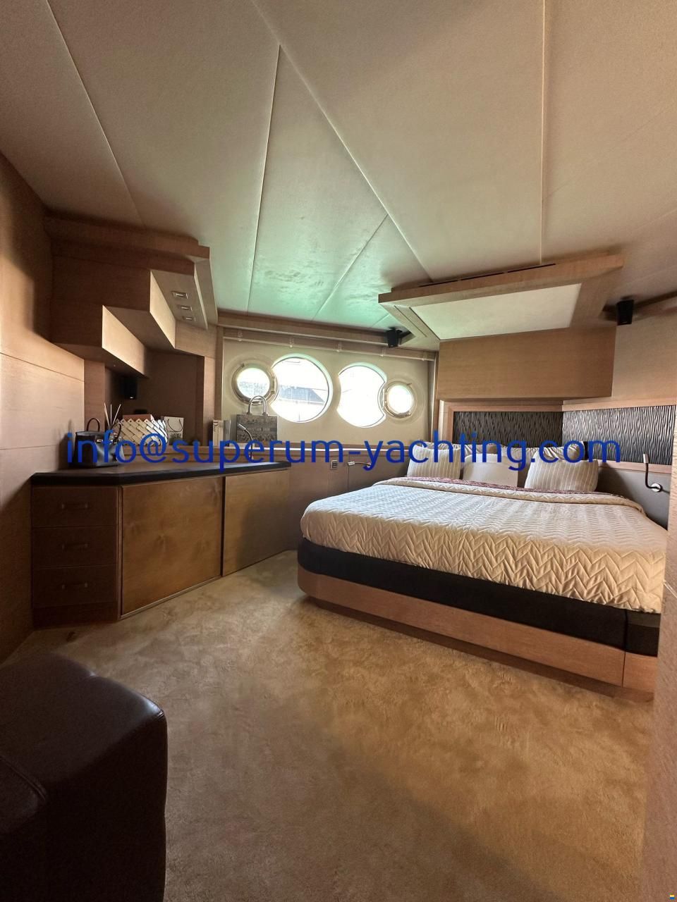 Monte Carlo Yachts 76