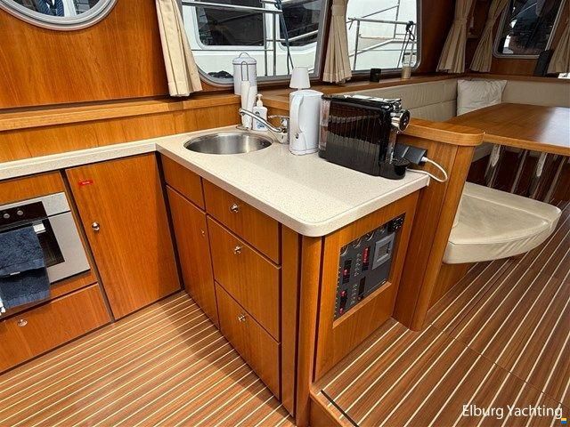 Linssen Grand Sturdy 43.9 Sedan