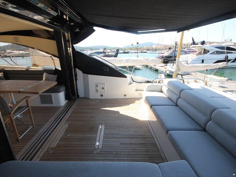 Sunseeker Predator 60