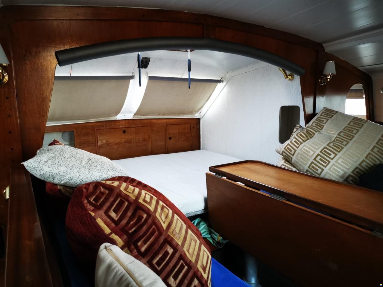 Prout Snowgoose 37
