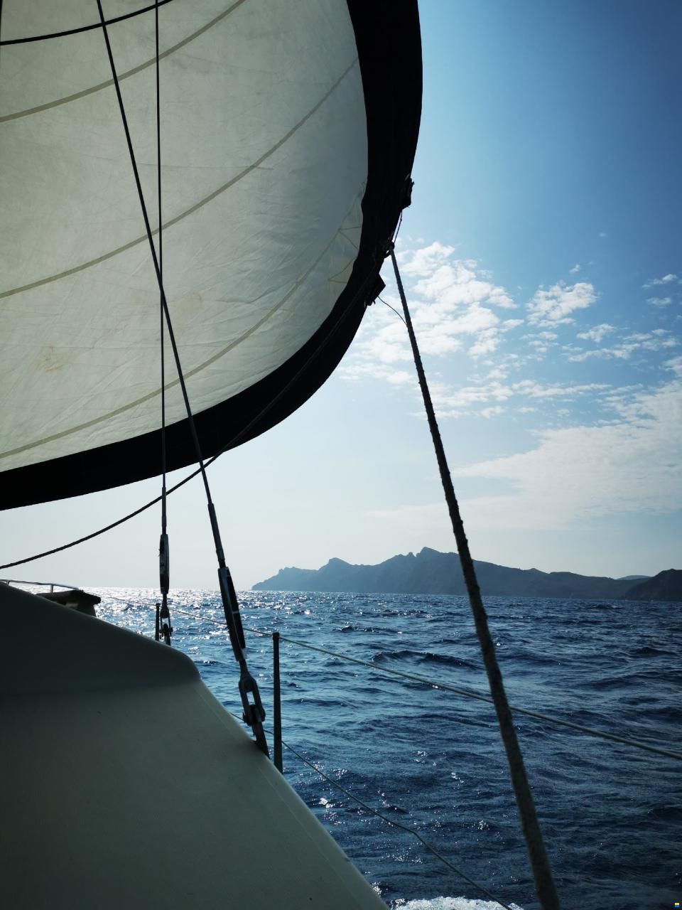 Prout Snowgoose 37