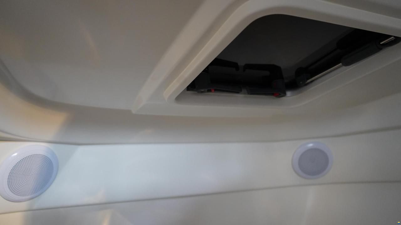Quicksilver Activ 555 Cabin mit 15PS