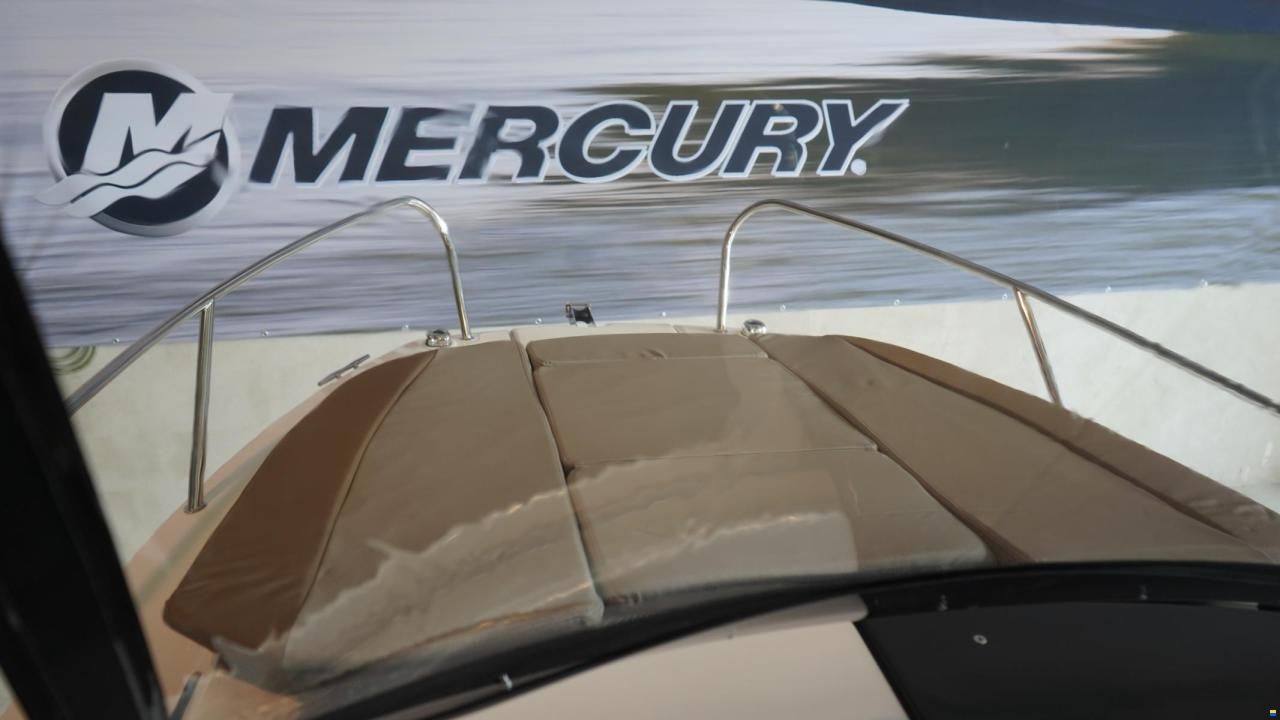 Quicksilver Activ 555 Cabin mit 15PS