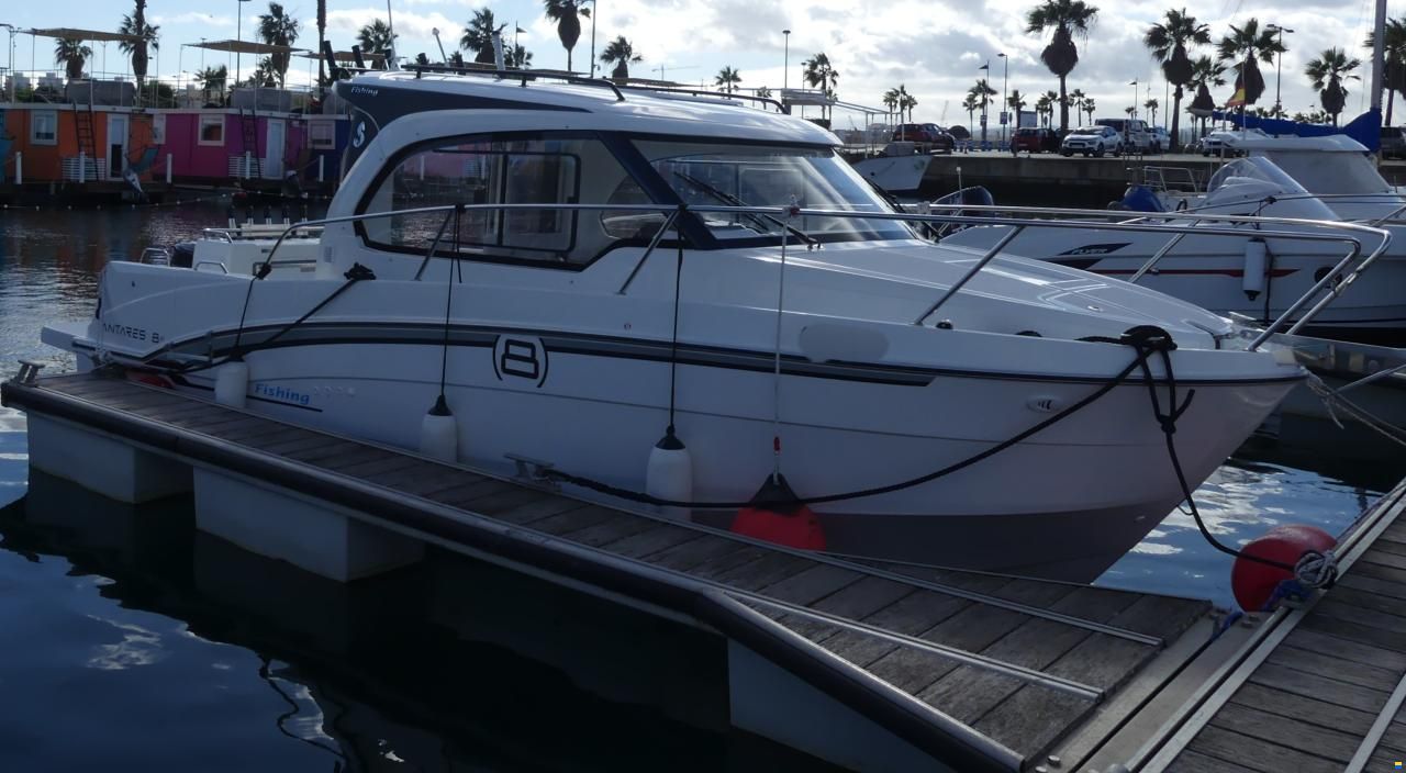 Beneteau Antares 8 OB