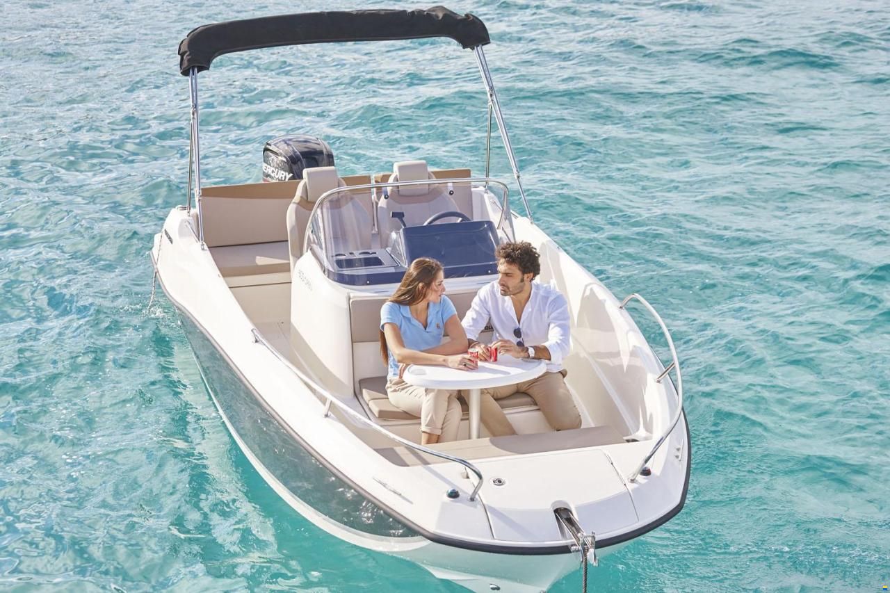Quicksilver Activ 605 Open