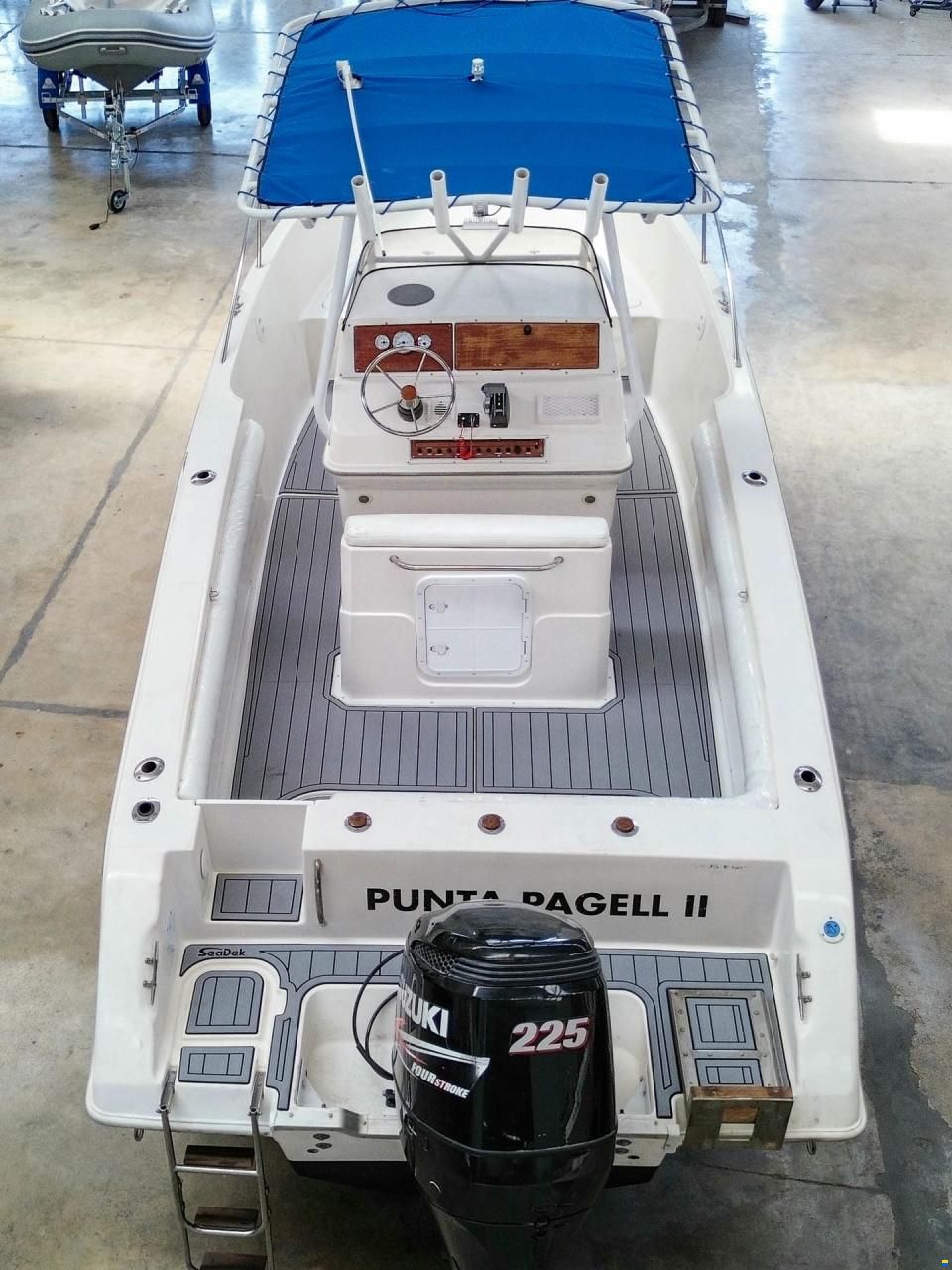 Wellcraft 238 CCF Center Console
