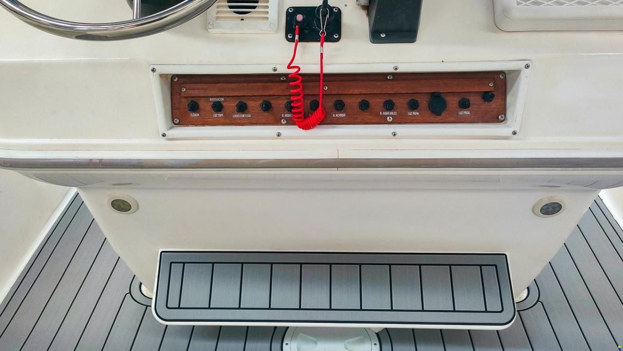 Wellcraft 238 CCF Center Console