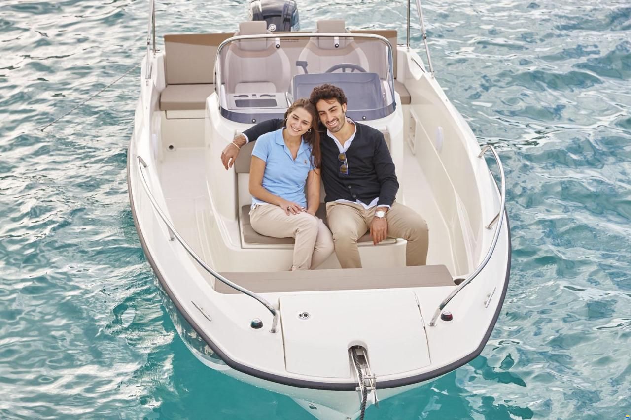 Quicksilver Activ 605 Open mit 115PS und Trailer