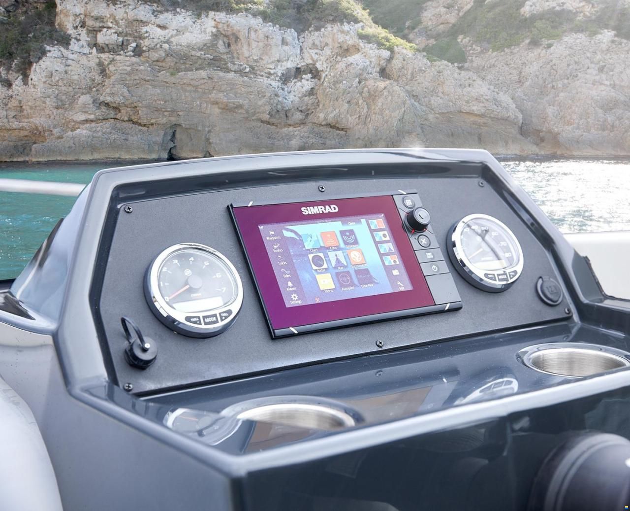 Quicksilver Activ 605 Sundeck