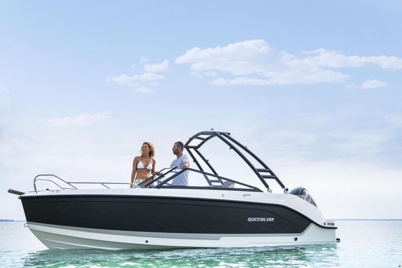 Quicksilver Activ 605 Bowrider