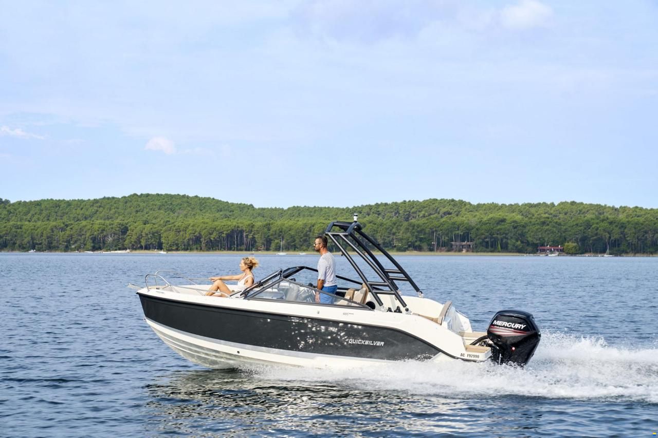 Quicksilver Activ 605 Bowrider mit 115PS und Trailer