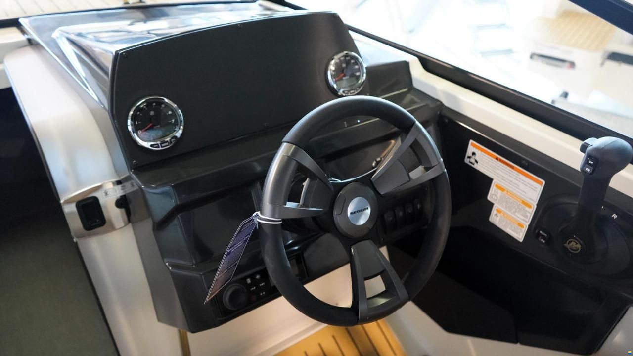Quicksilver Activ 605 Cruiser
