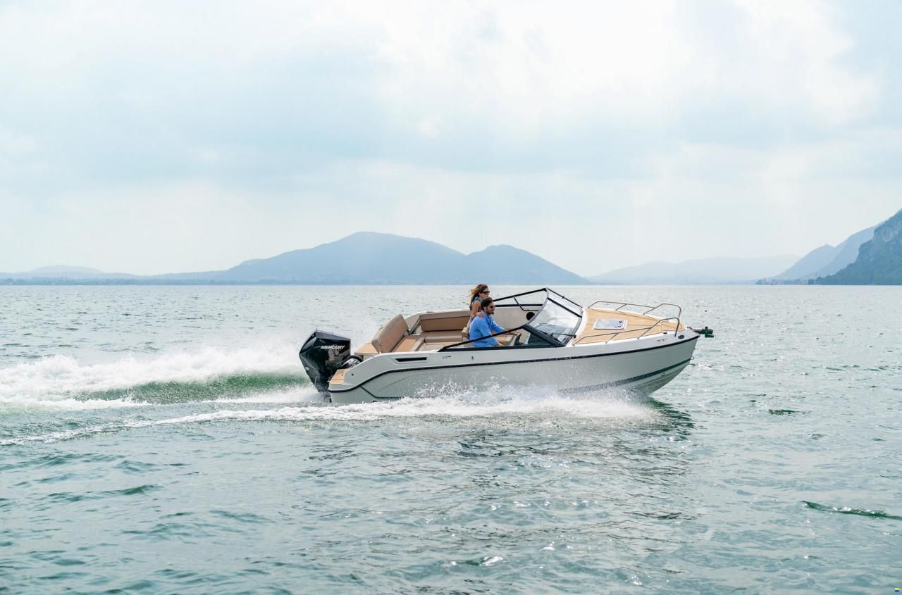 Quicksilver Activ 675 Cruiser mit 150PS inkl.Trailer