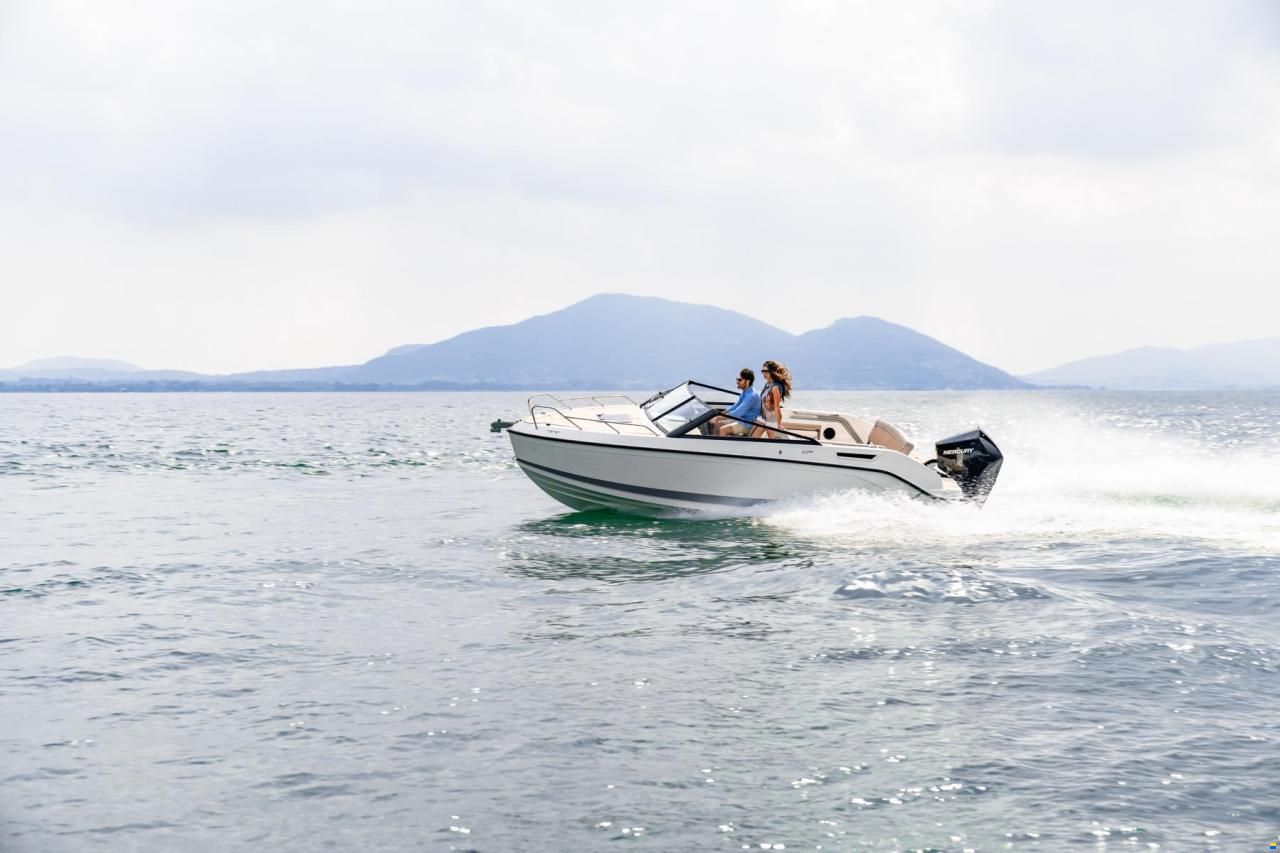 Quicksilver Activ 675 Cruiser mit 150PS inkl.Trailer