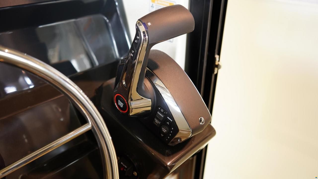 Quicksilver 805 Pilothouse