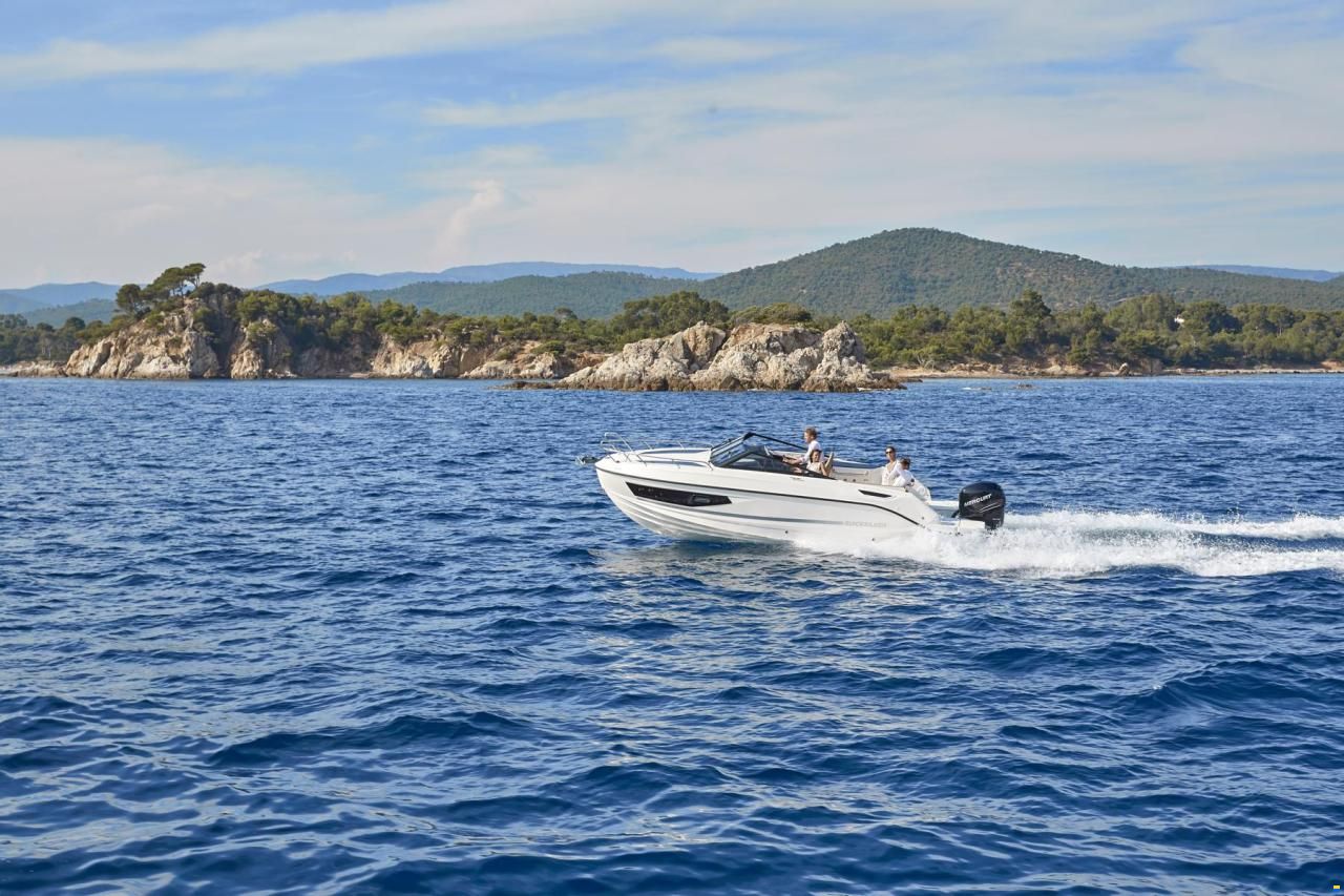 Quicksilver Activ 755 Cruiser