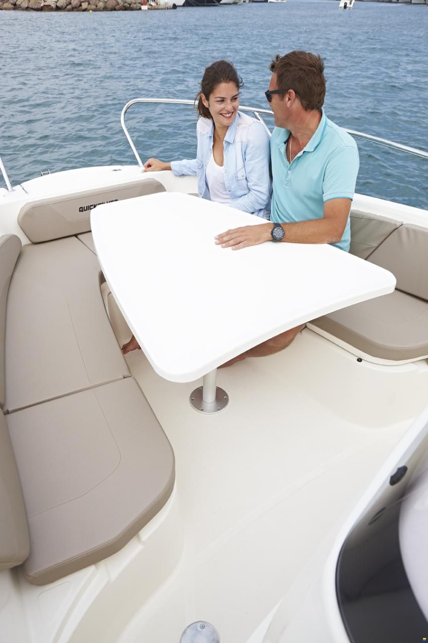 Quicksilver Activ 805 Open