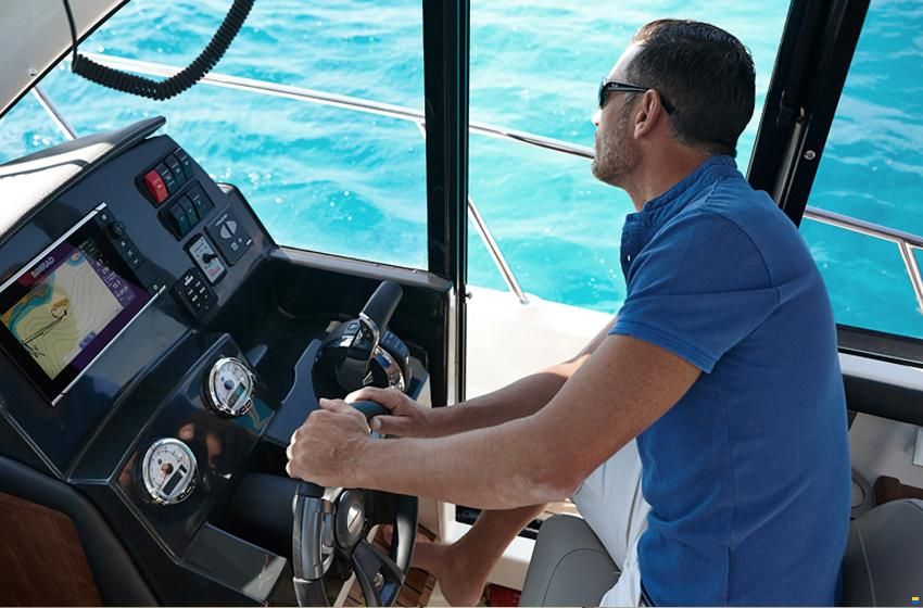 Quicksilver Activ 905 Weekend