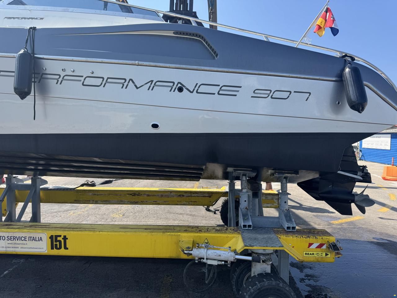 Performance 907