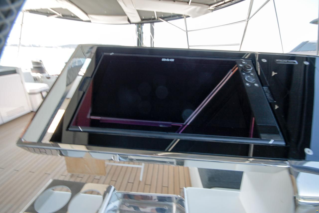 Lagoon 620 Essense
