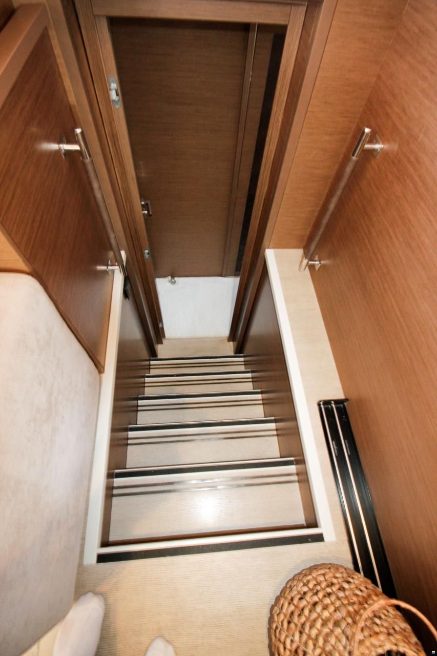 Lagoon 620 Essense