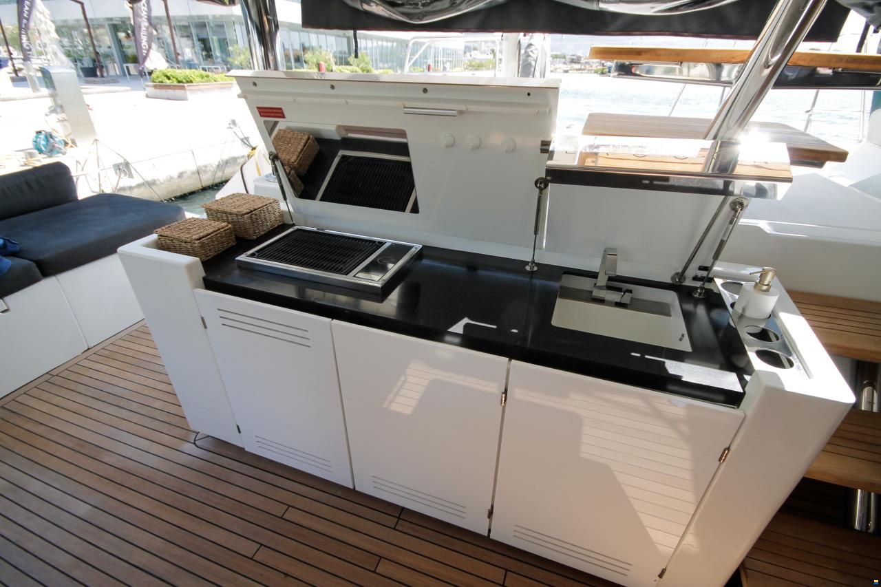 Lagoon 620 Essense