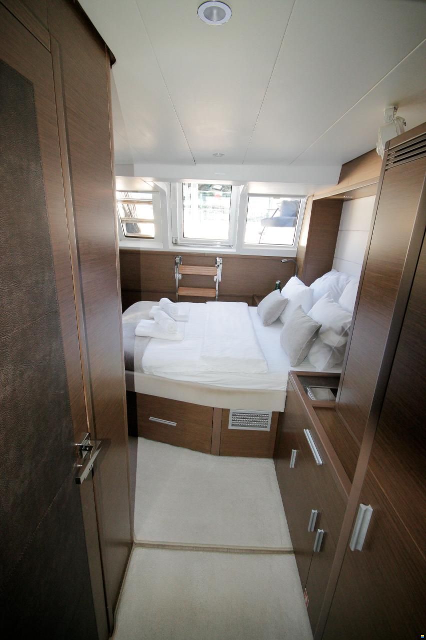 Lagoon 620 Essense