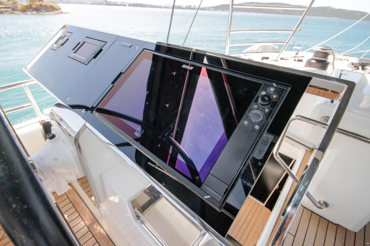Lagoon 620 Essense