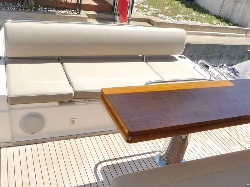 Sunseeker Predator 50