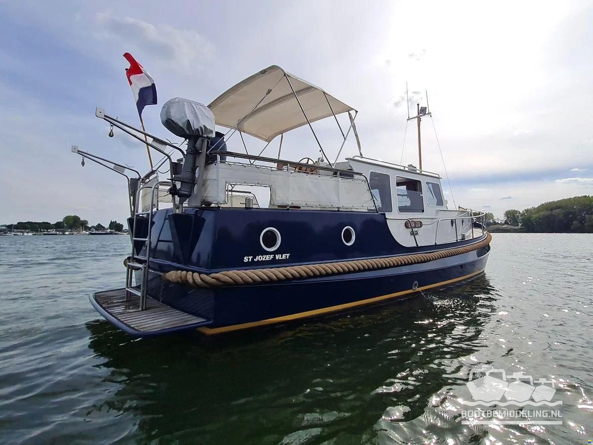 Linssen Sturdy 1000 AC Royal