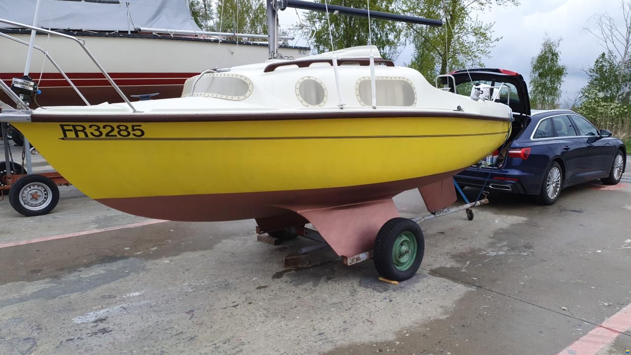 Cobramold Leisure 17