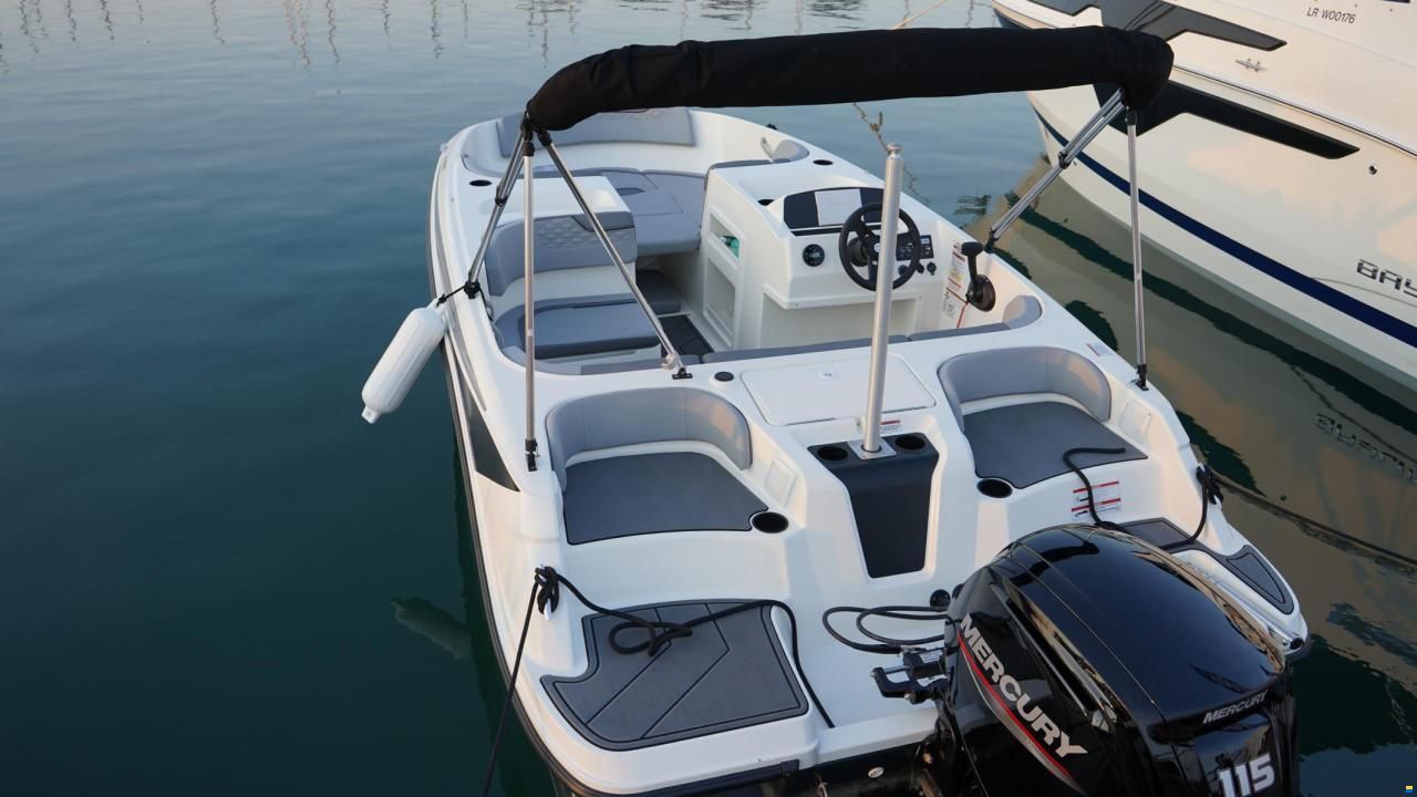 Bayliner Element M17, 525 Axess