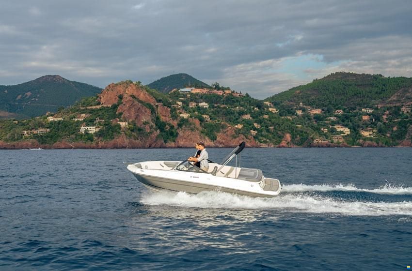 Bayliner VR4 Bowrider Inboard