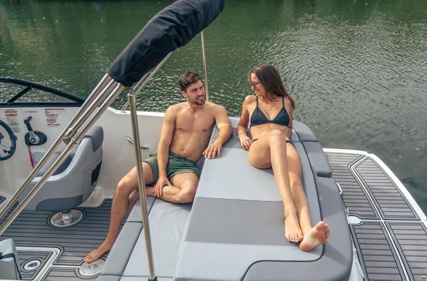 Bayliner VR4 Bowrider Inboard