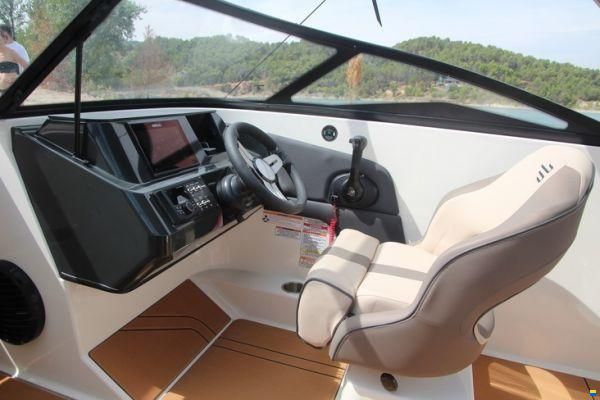 Bayliner V20 Bowrider