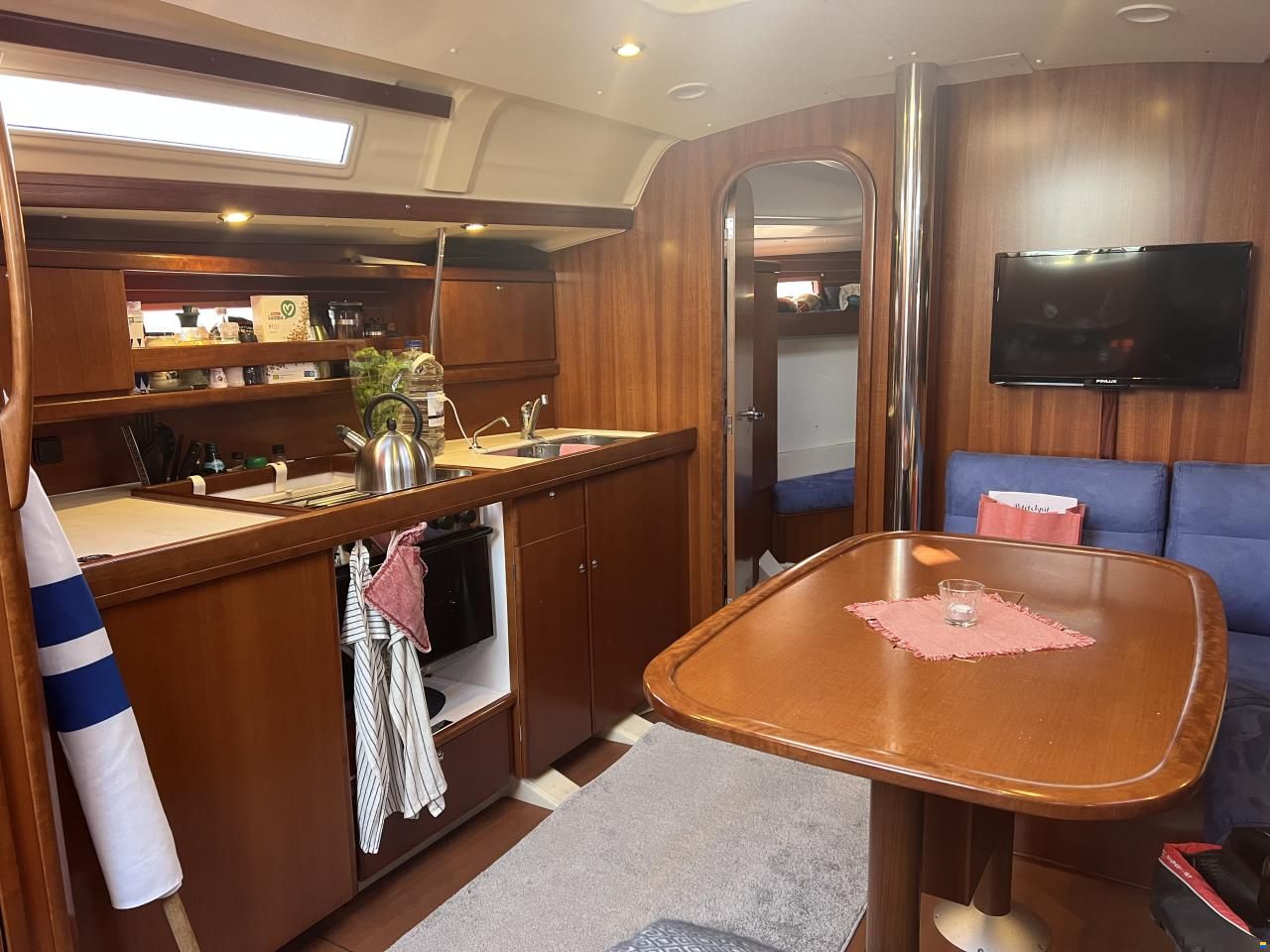 Dufour Grand Large 365