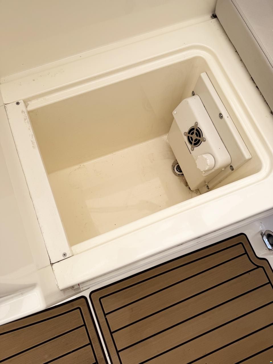 Sea Ray 230 Sunsport OB